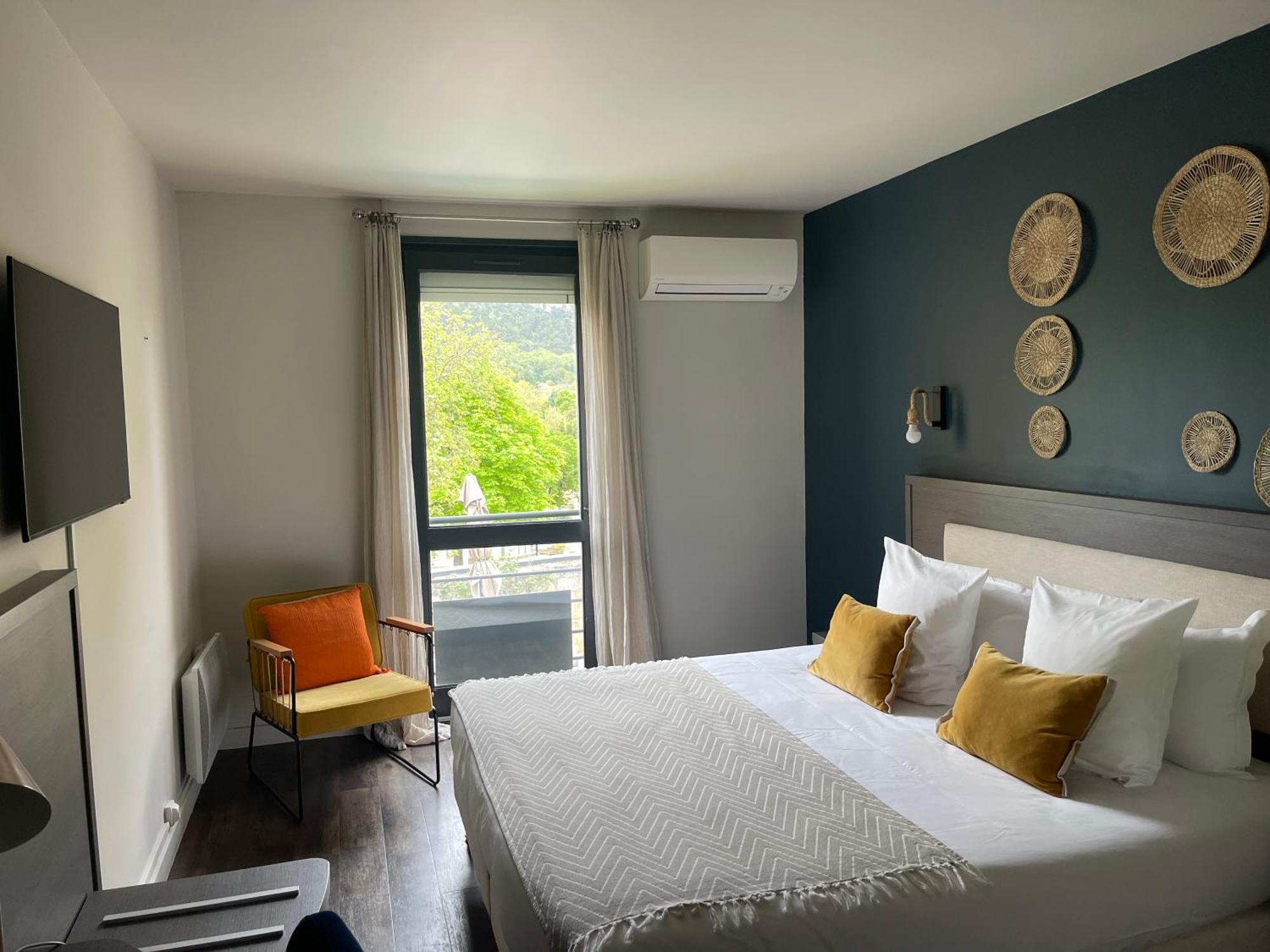 Le Victoria Boutique Hotel Saint-Paul-Trois-Chateaux Exterior photo